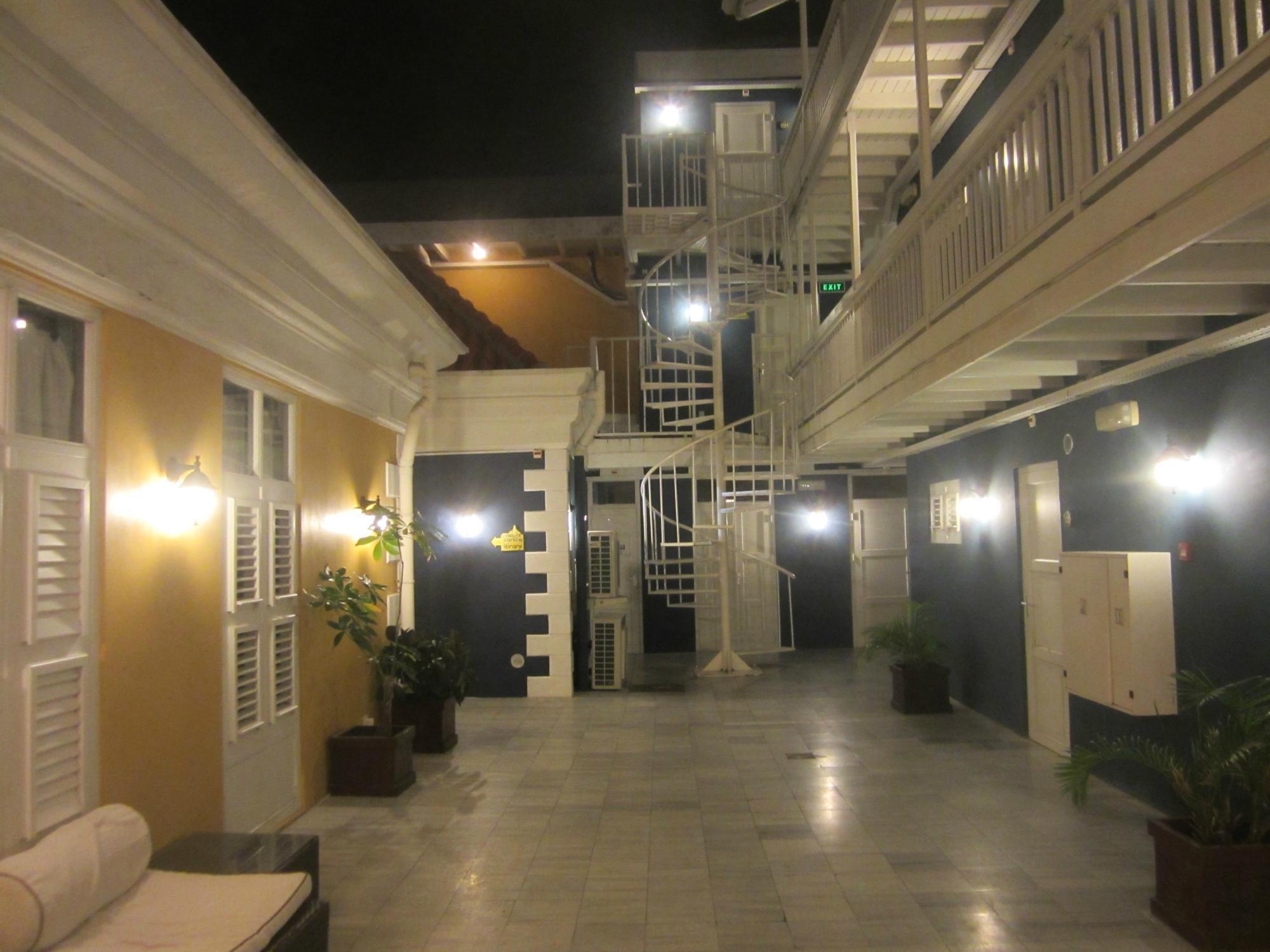 Academy Hotel Curacao Willemstad Ngoại thất bức ảnh